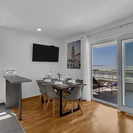 Luxury And Modern With Sea View And Garage Apartment Makarska